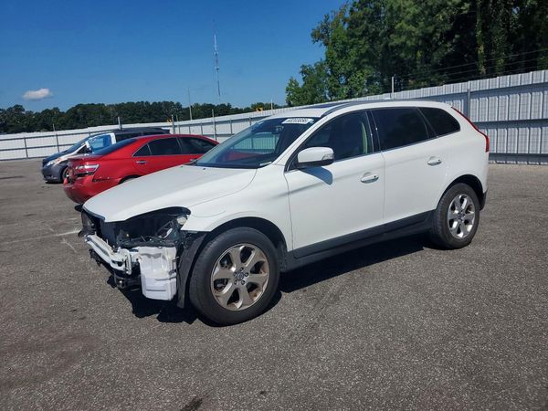2013 VOLVO XC60