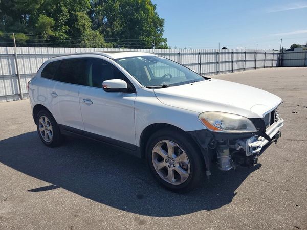 2013 VOLVO XC60