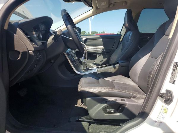 2013 VOLVO XC60