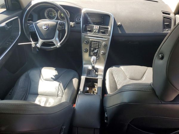 2013 VOLVO XC60