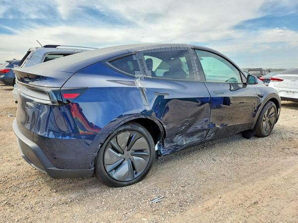 2026 TESLA MODEL Y