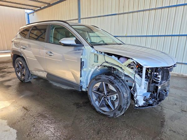 2026 HYUNDAI TUCSON SEL, SEL Plus — Passenger 3/4