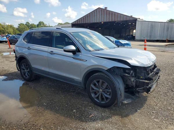 2022 VOLKSWAGEN TIGUAN