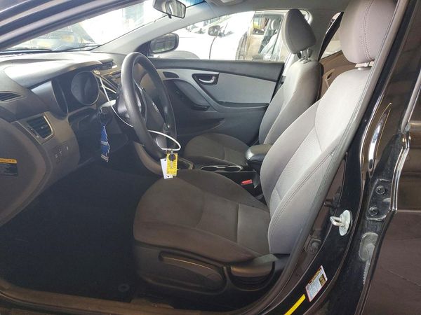 2015 HYUNDAI ELANTRA — DENT