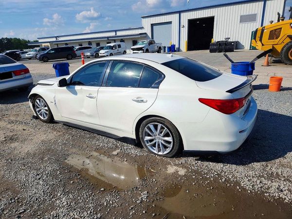 2016 INFINITI Q50 — DSRA