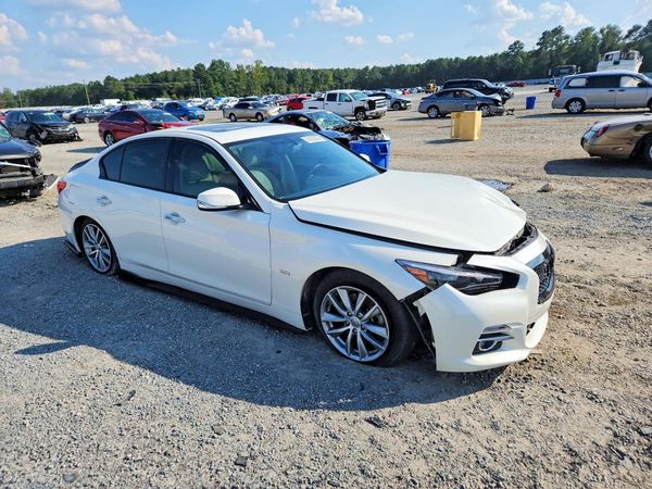 2016 INFINITI Q50 — Passenger 3/4