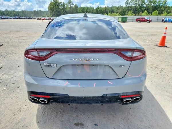 2021 KIA STINGER