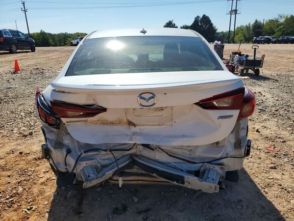 2015 MAZDA 3
