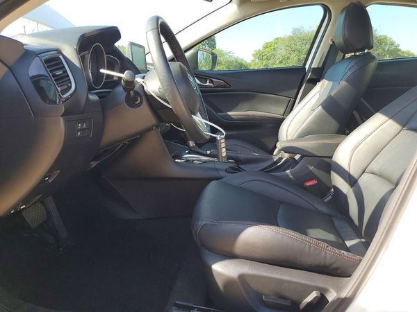 2015 MAZDA 3