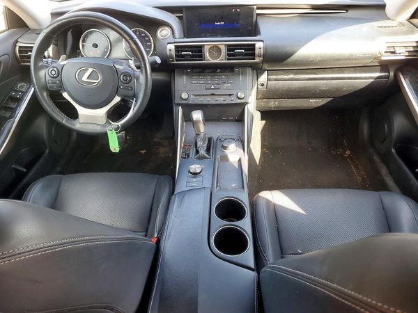 2015 LEXUS IS
