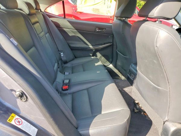 2015 LEXUS IS