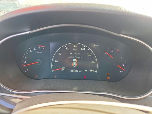 2014 KIA CADENZA EX