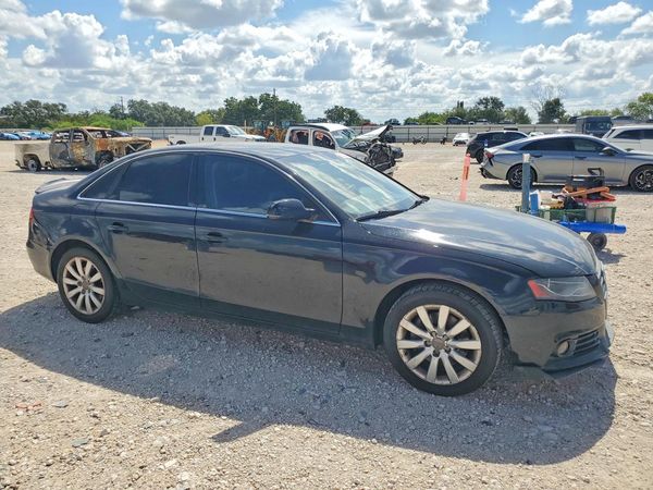 2012 AUDI A4 quattro Premium