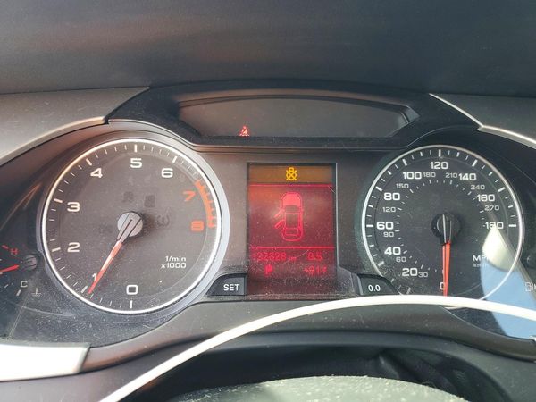 2012 AUDI A4 quattro Premium