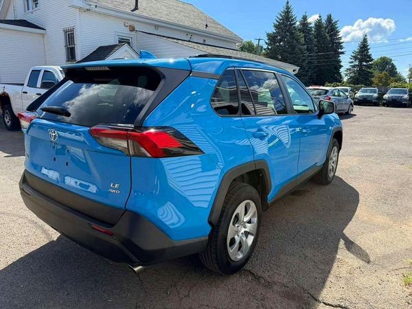 2019 TOYOTA RAV4 LE