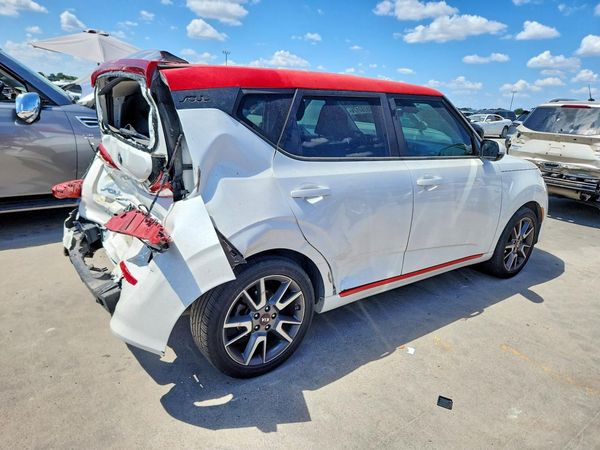 2021 KIA SOUL