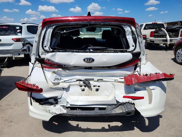 2021 KIA SOUL