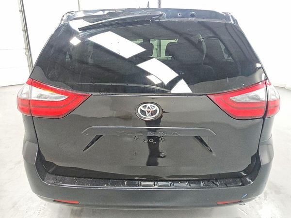 2020 TOYOTA SIENNA D grade — DIRR