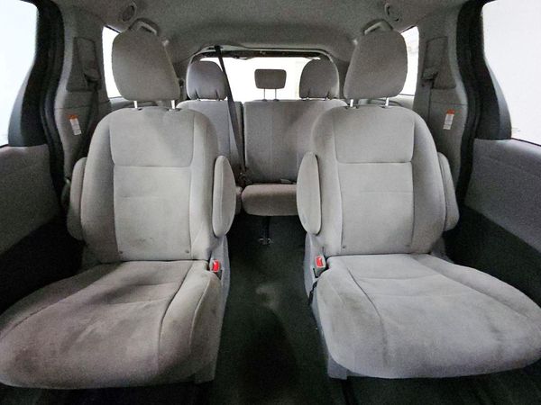 2020 TOYOTA SIENNA D grade — SUVN