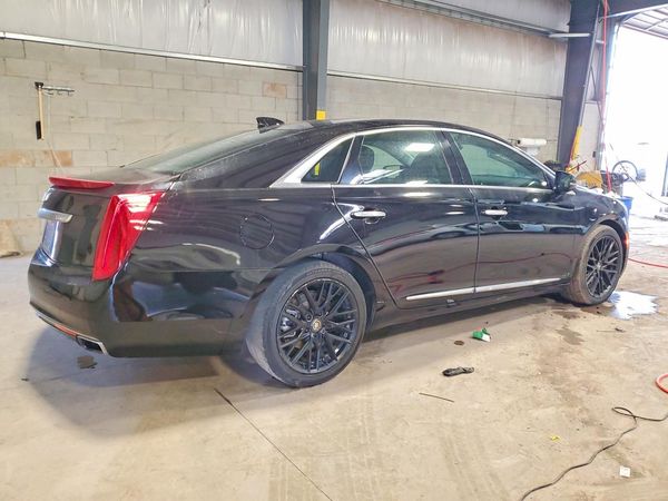 2017 CADILLAC XTS Luxury