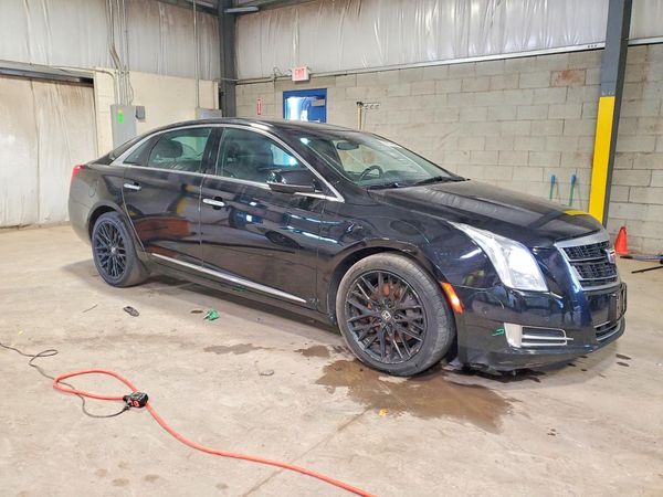 2017 CADILLAC XTS Luxury