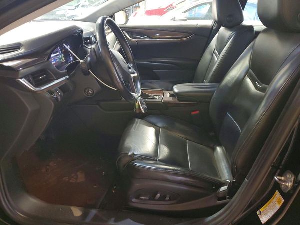 2017 CADILLAC XTS Luxury