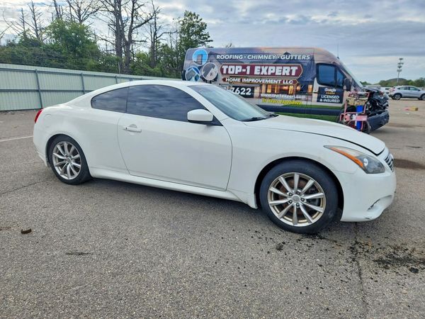 2013 INFINITI G37 — Passenger 3/4