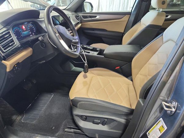 2024 VOLKSWAGEN ATLAS CROSS SPORT 4Motion SE w/Technology