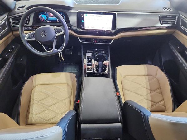 2024 VOLKSWAGEN ATLAS CROSS SPORT 4Motion SE w/Technology