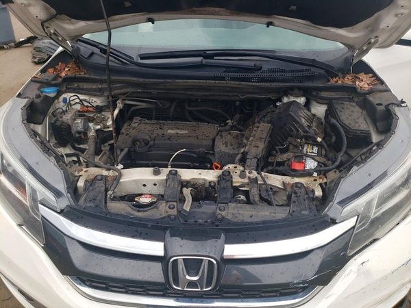 2016 HONDA CRV EX-L — Engine bay