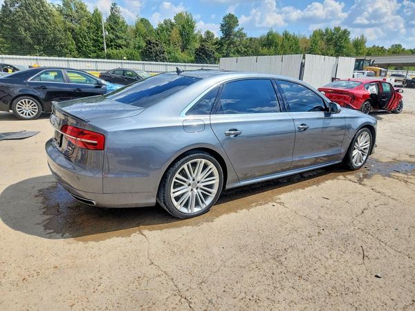 2017 AUDI A8 quattro L