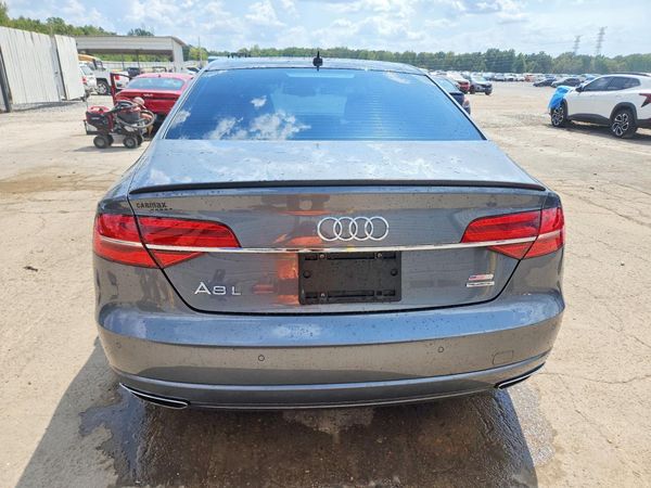 2017 AUDI A8 quattro L
