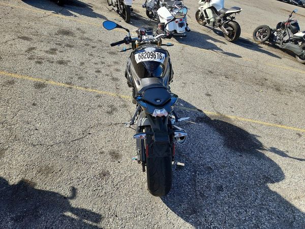 2016 BMW S 1000