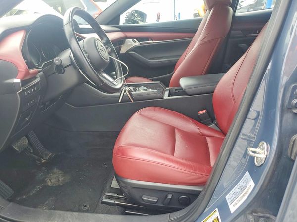 2022 MAZDA 3 Premium Plus Package