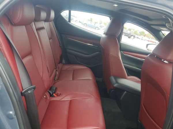 2022 MAZDA 3 Premium Plus Package