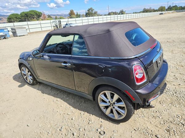 2013 MINI COOPER