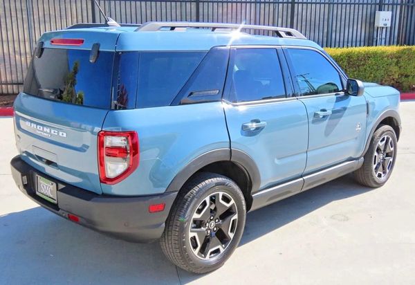 2023 FORD BRONCO Outer Banks