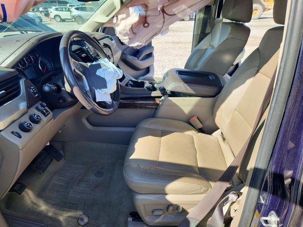 2018 CHEVROLET SUBURBAN LT — DENT