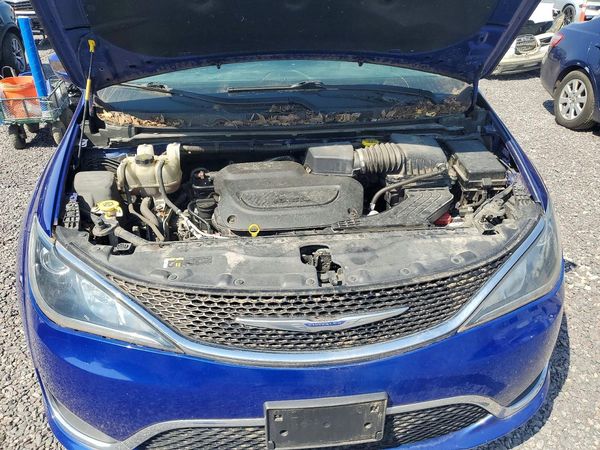 2020 CHRYSLER PACIFICA Touring L
