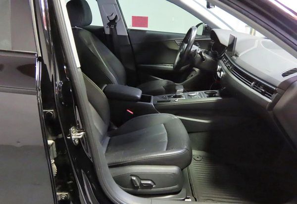 2019 AUDI A4 Premium, Titanium