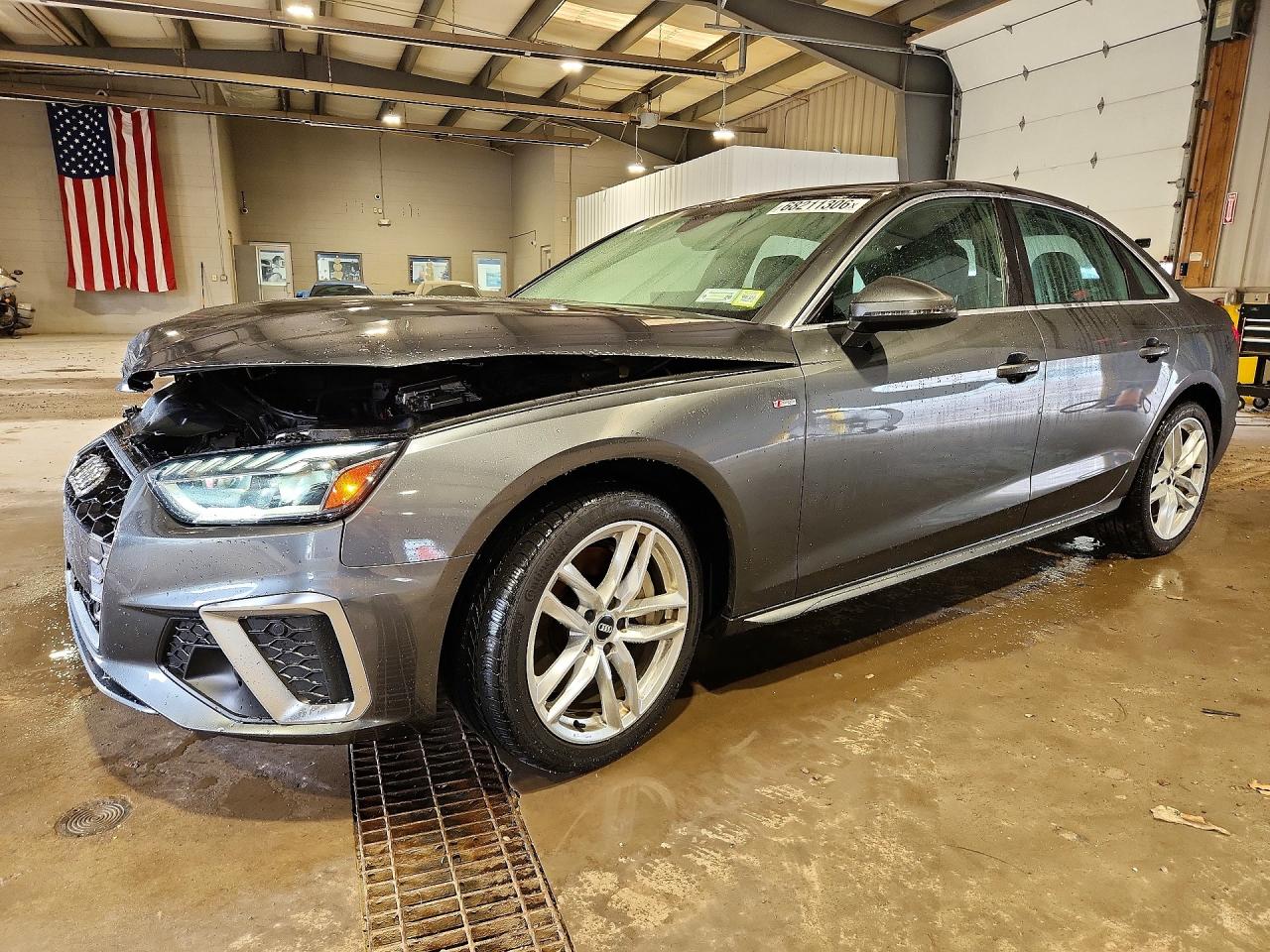 2020 AUDI A4 quattro Premium Plus