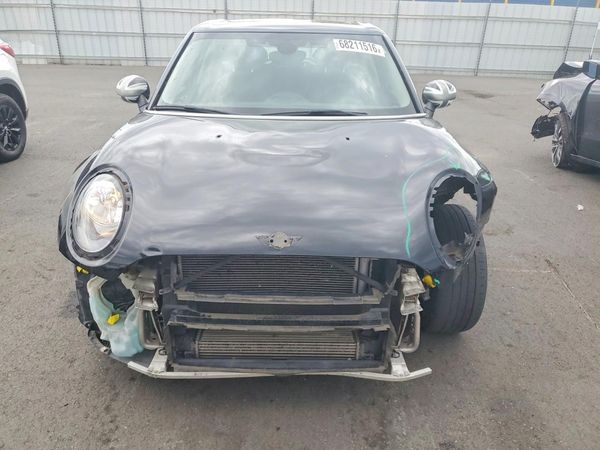 2016 MINI COOPER