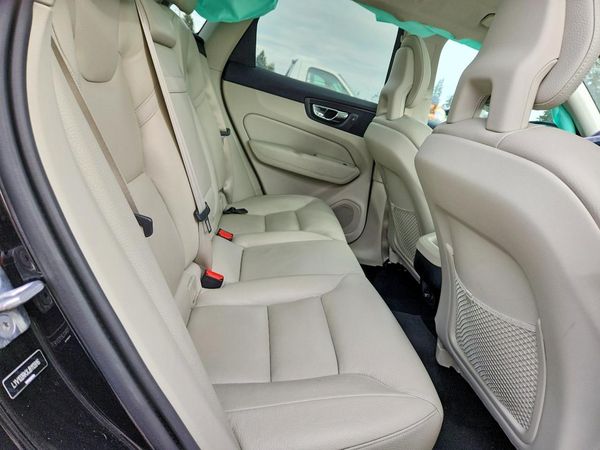2018 VOLVO XC60 — PSRS