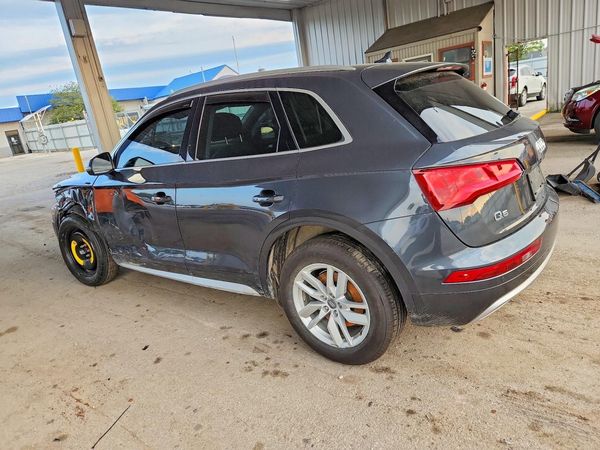 2020 AUDI Q5 quattro Premium