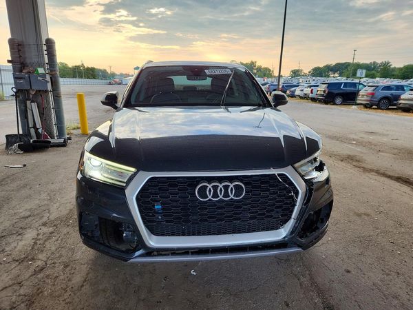2020 AUDI Q5 quattro Premium
