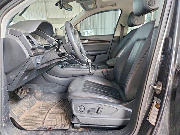 2020 AUDI Q5 quattro Premium