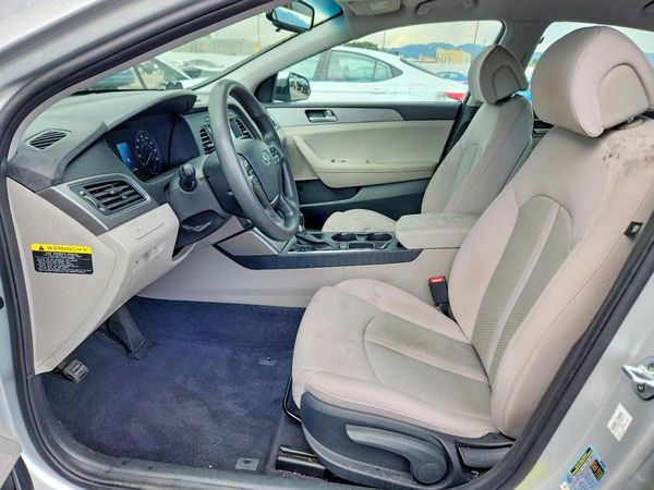 2017 HYUNDAI SONATA SE, Eco — DENT