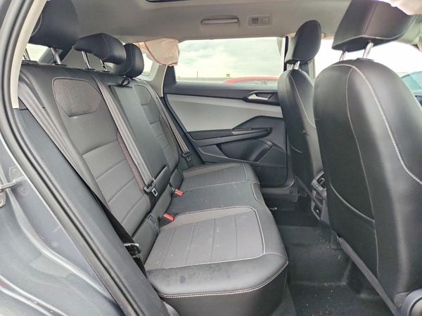 2023 VOLKSWAGEN TAOS
