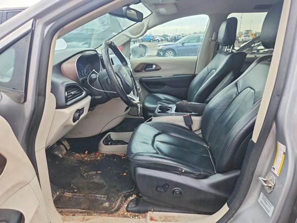 2017 CHRYSLER PACIFICA Touring L Plus