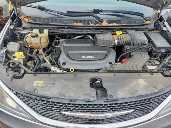 2017 CHRYSLER PACIFICA Touring L Plus